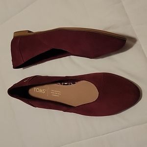 Toms Jutti Neat Flat Burgundy Size 6 Classic Suede Leather Slip On BTS NWOB